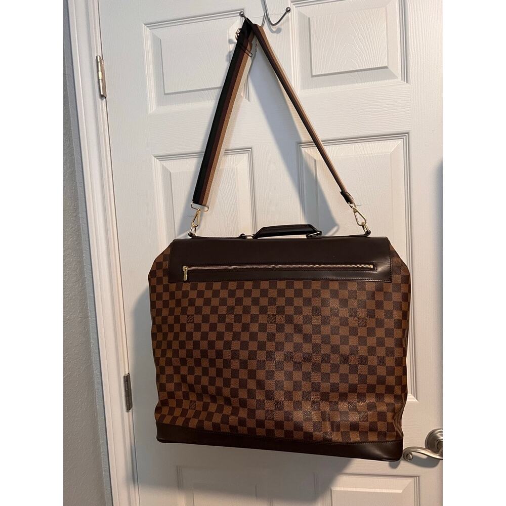 Authentic Louis Vuitton demiere  luggage bag carry on